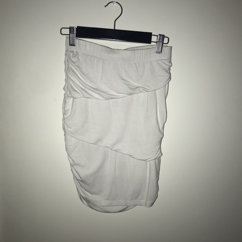 Guess mini layered scrunch skirt - worn once